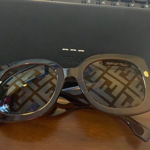 Authentic Fendi Roma sunglasses